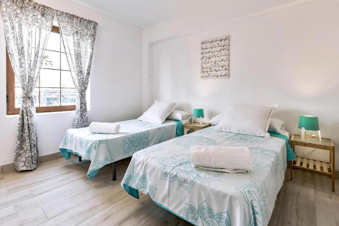 Two Bedroom Apartment With Wifi, Close To The Beach, In Playa De Las Americas Luaran gambar