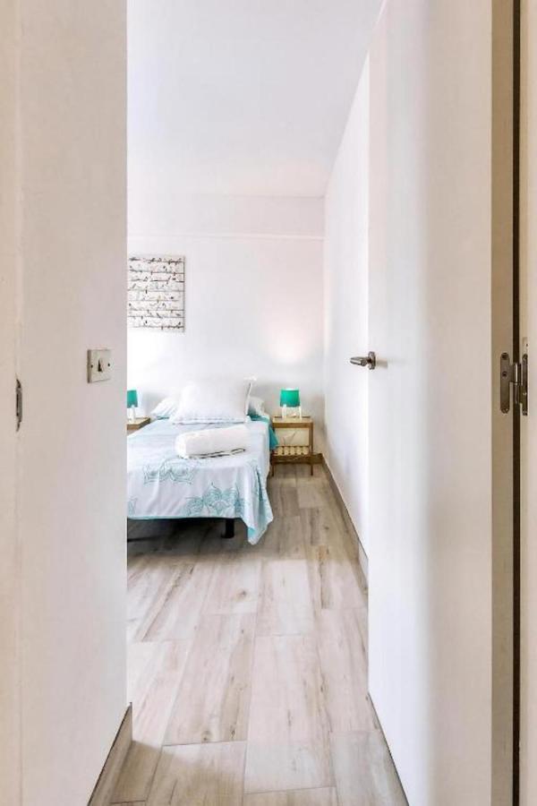 Two Bedroom Apartment With Wifi, Close To The Beach, In Playa De Las Americas Luaran gambar